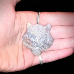 Tigra Luna